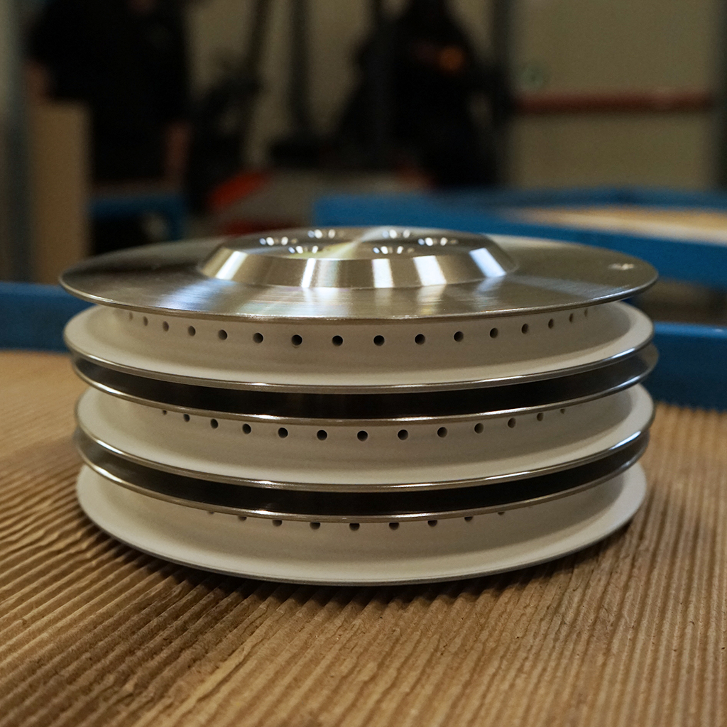 Lavorazione di Rettifica effettuato su prodotti in acciaio con riporti ceramici