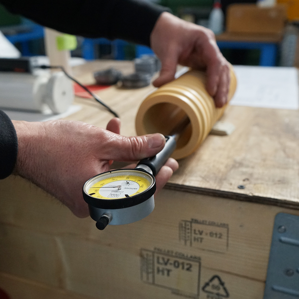 Per noi di SINTEX il controllo qualità non è un semplice servizio per i clienti, ma un asset aziendale fondamentale: è la nostra promessa di consegnare sempre pezzi di qualità, verificati con cura e precisione.